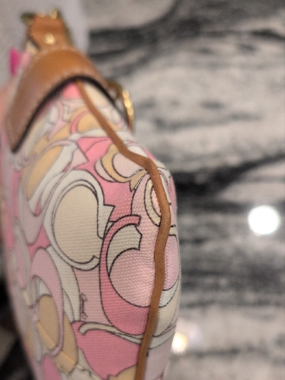 Coach Soho Pastel Signature Optic Print Swingback Crossbody Bag - Picture 3 of 15